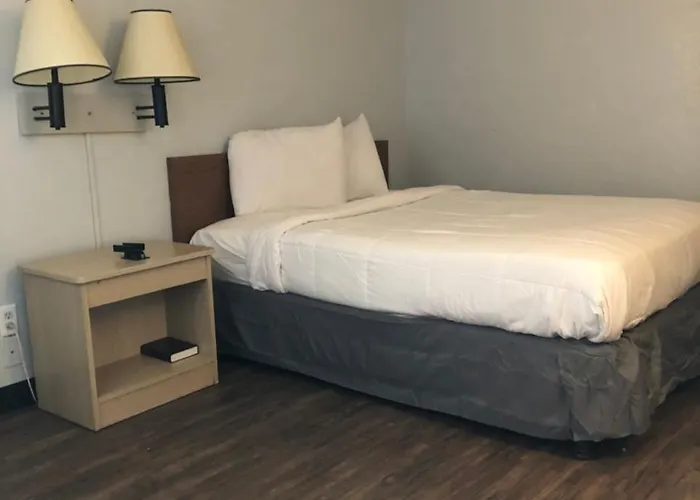 Minsk - Extended Stay, I-10 Airport