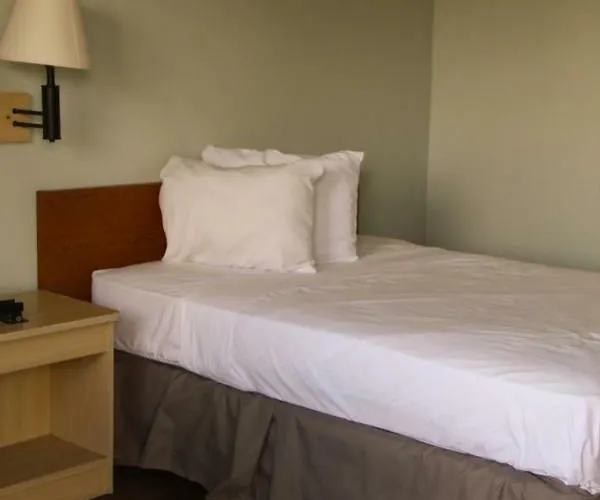 Minsk - Extended Stay, I-10 Airport Motel 2*